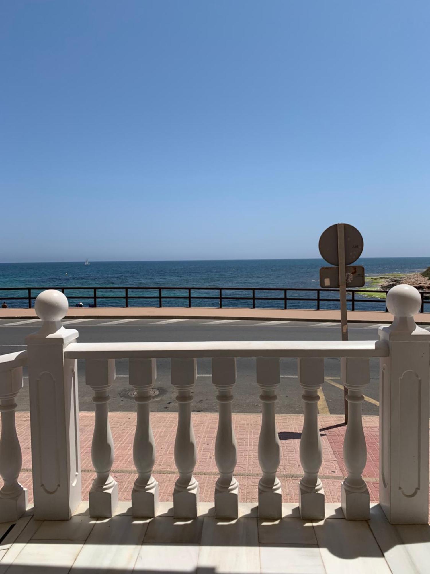 Sea View Apartment Torrevieja Exterior photo